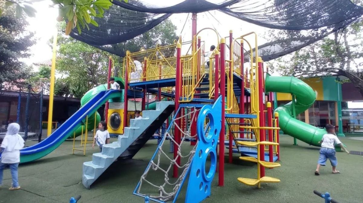 playground outdoor di jabodetabek, taman bermain anak, playparq kemang