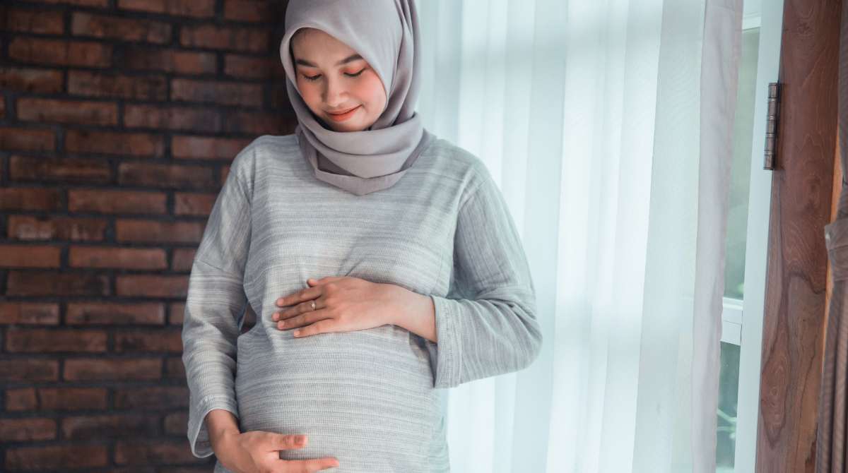 apakah ibu hamil boleh puasa, ibu hamil puasa, tips puasa untuk ibu hamil