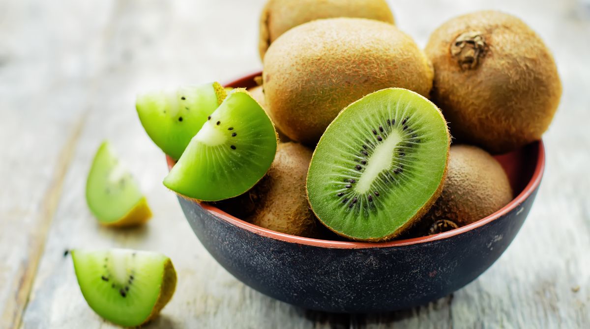 kiwi untuk ibu hamil, nutrisi kiwi