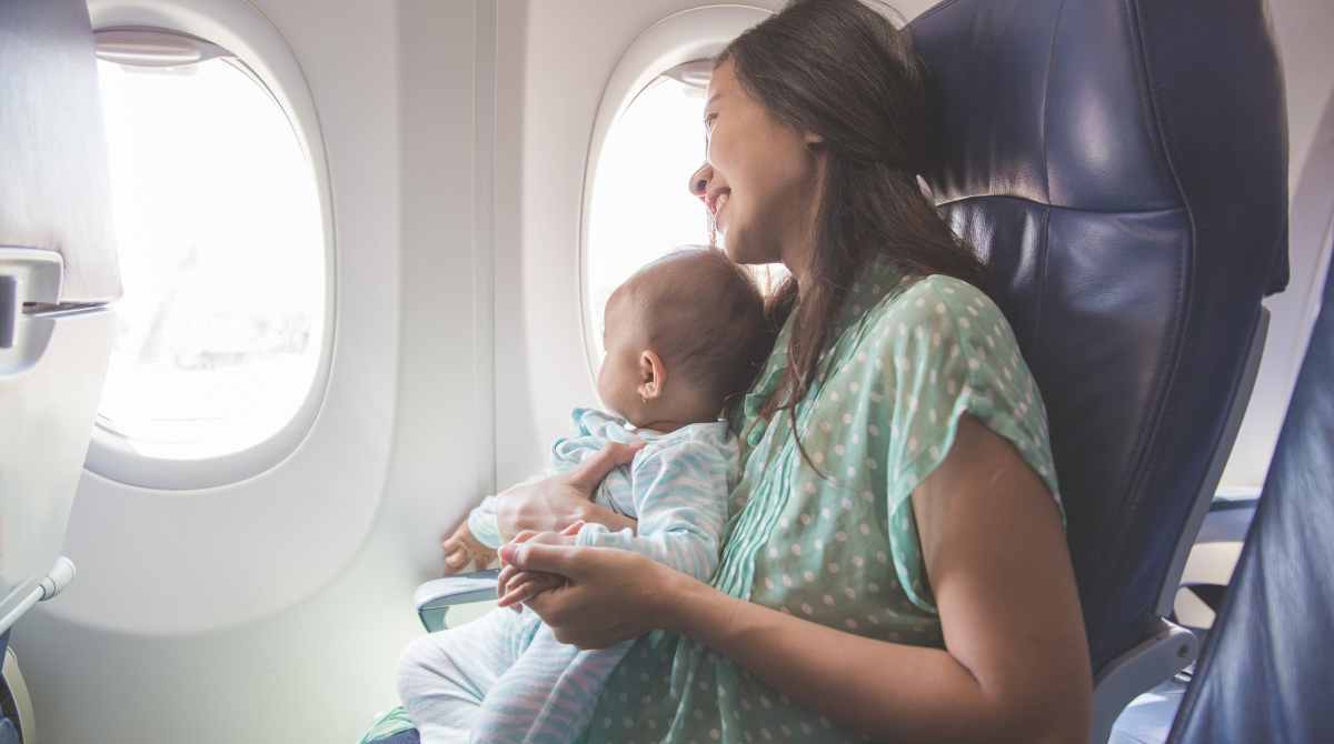 mudik bersama bayi, bayi naik pesawat