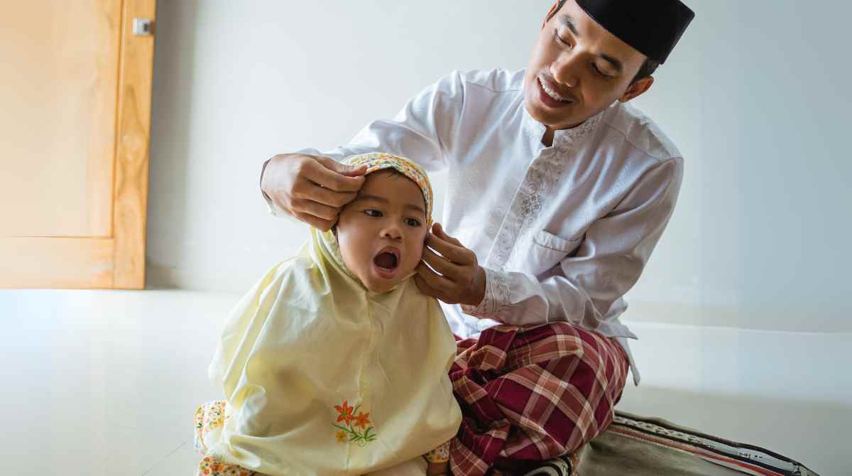 tips mengajak anak salat tarawih