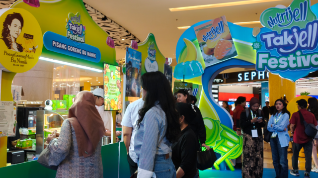 Nutrijell Takjil Festival