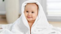 arti nama ezra
