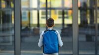 cara menumbuhkan kemandirian anak