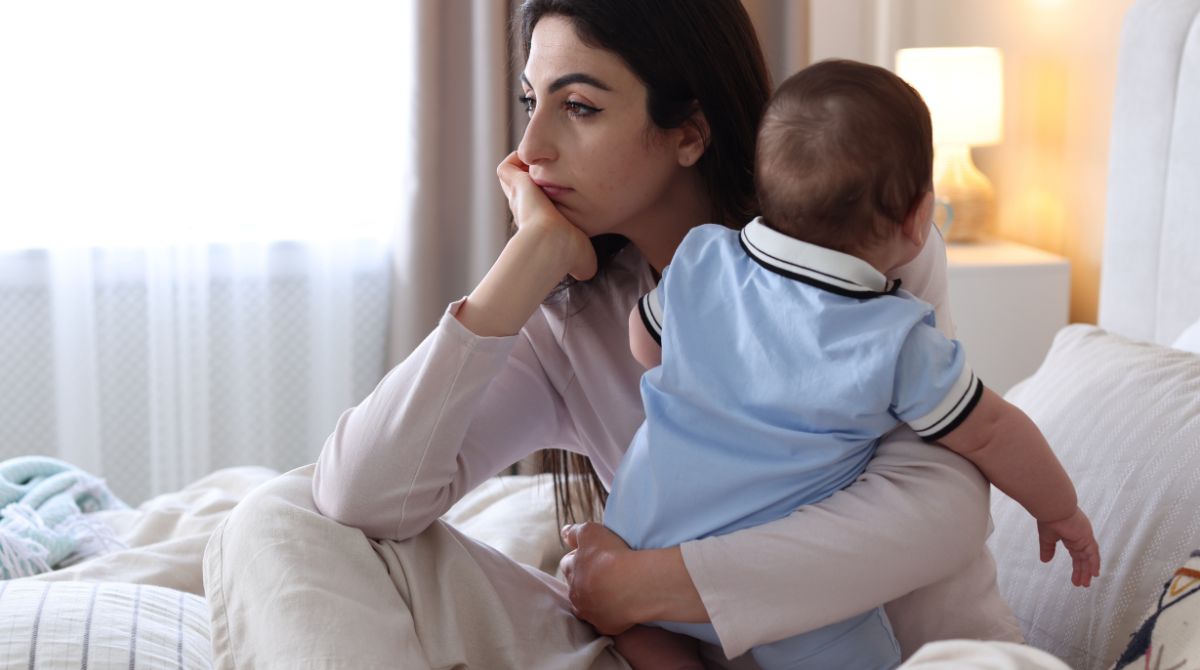 beda psikolog dan psikiater, postpartum depression